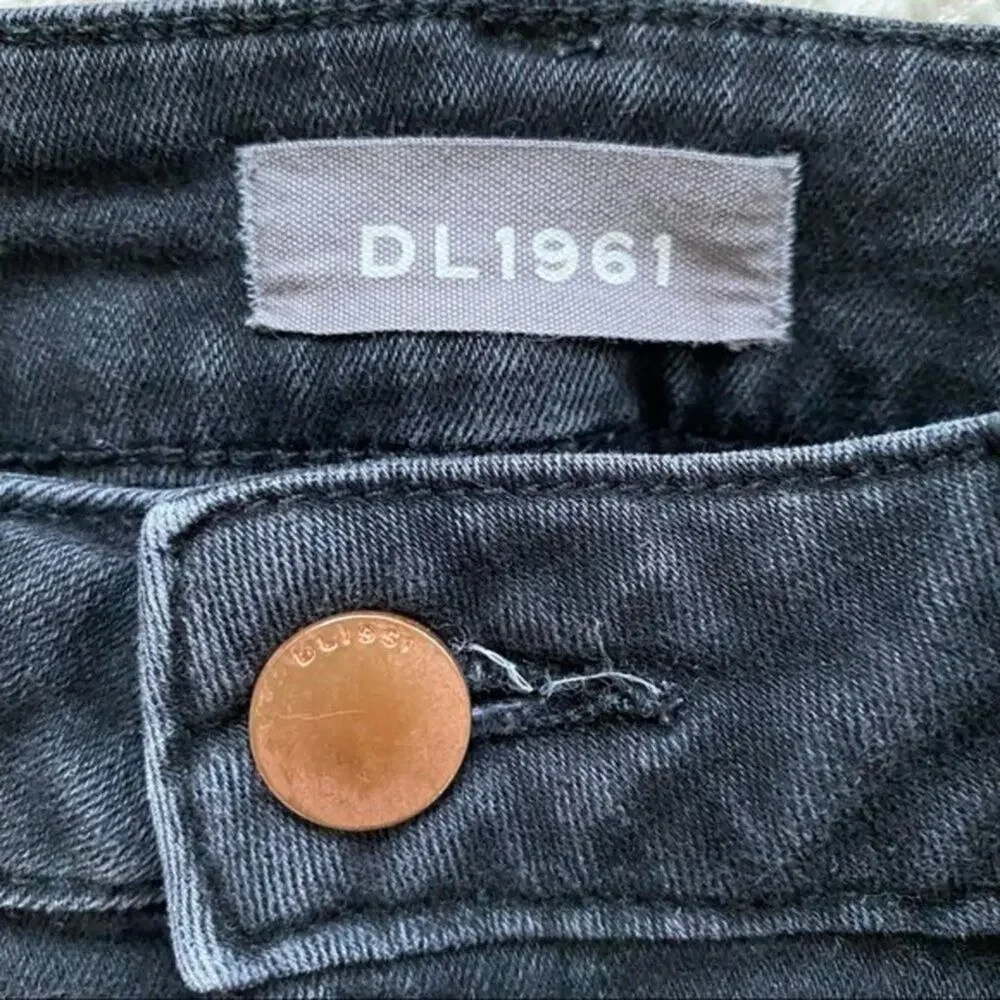 DL1961 Farrow High Rise Raw Frayed Hem Cropped Jeans Size 26